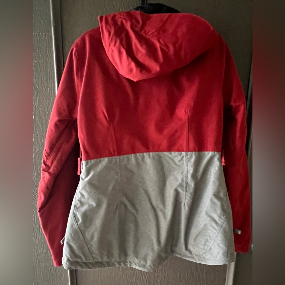 Volcom snowboard jacket - Picture 2 of 3